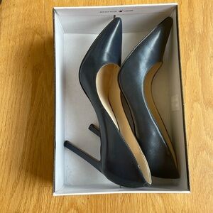 Navy blue heels